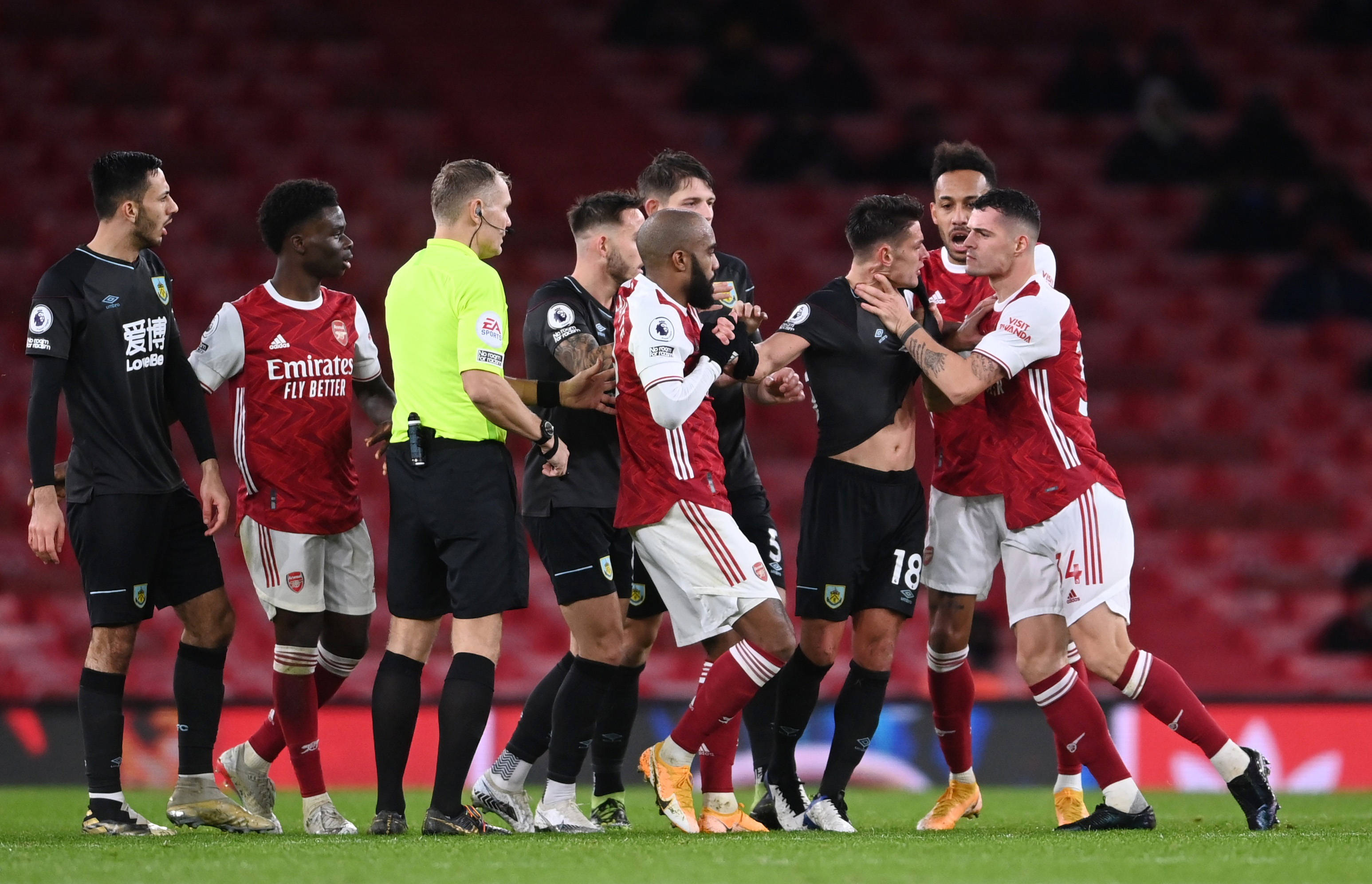 联在国际足 联在国际足